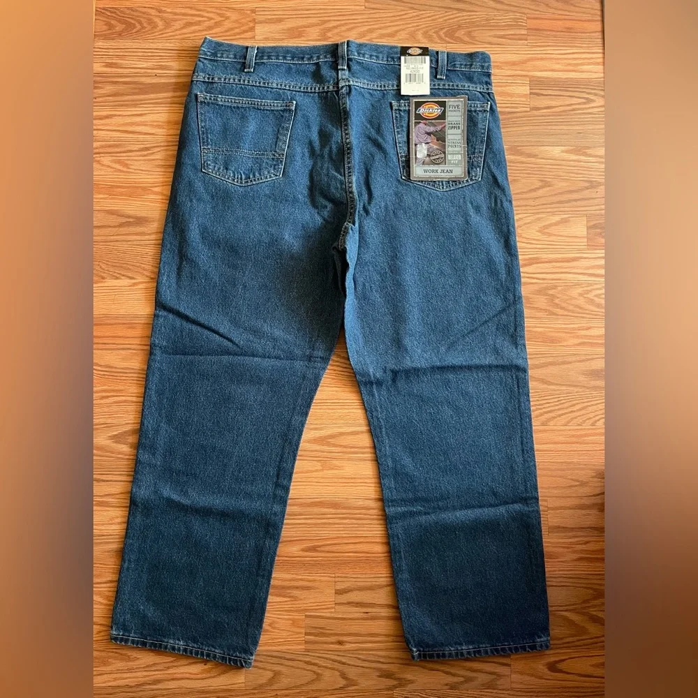 Men’s Dickies Relaxed Fit Work Jeans NWT 42x30
